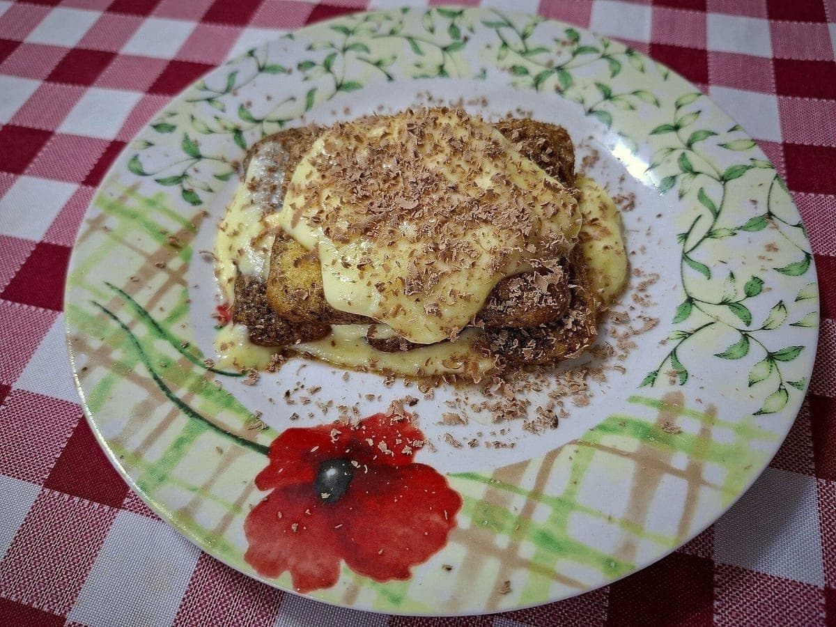 After: Tiramisu, Restaurant Table look