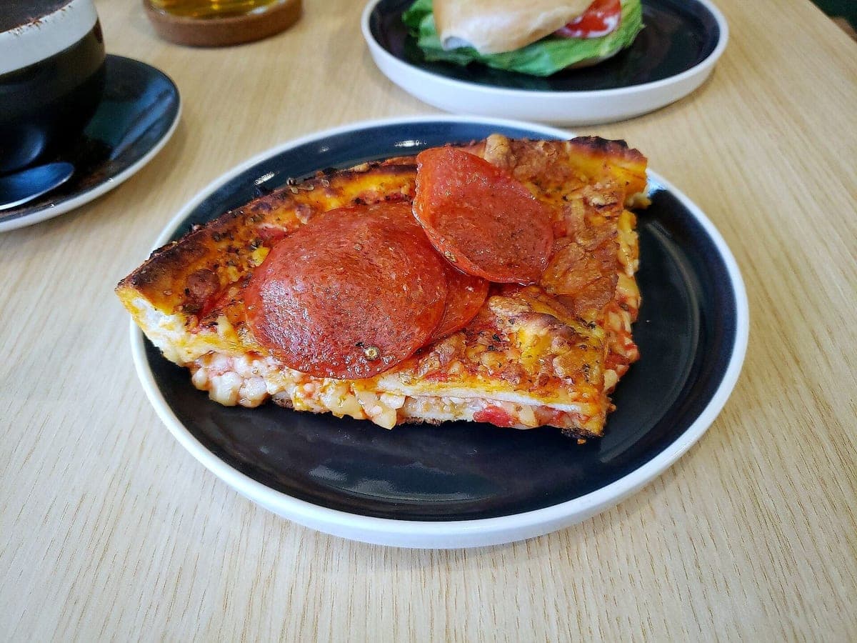 After: Deep-pan pepperoni slice, Top-Down look