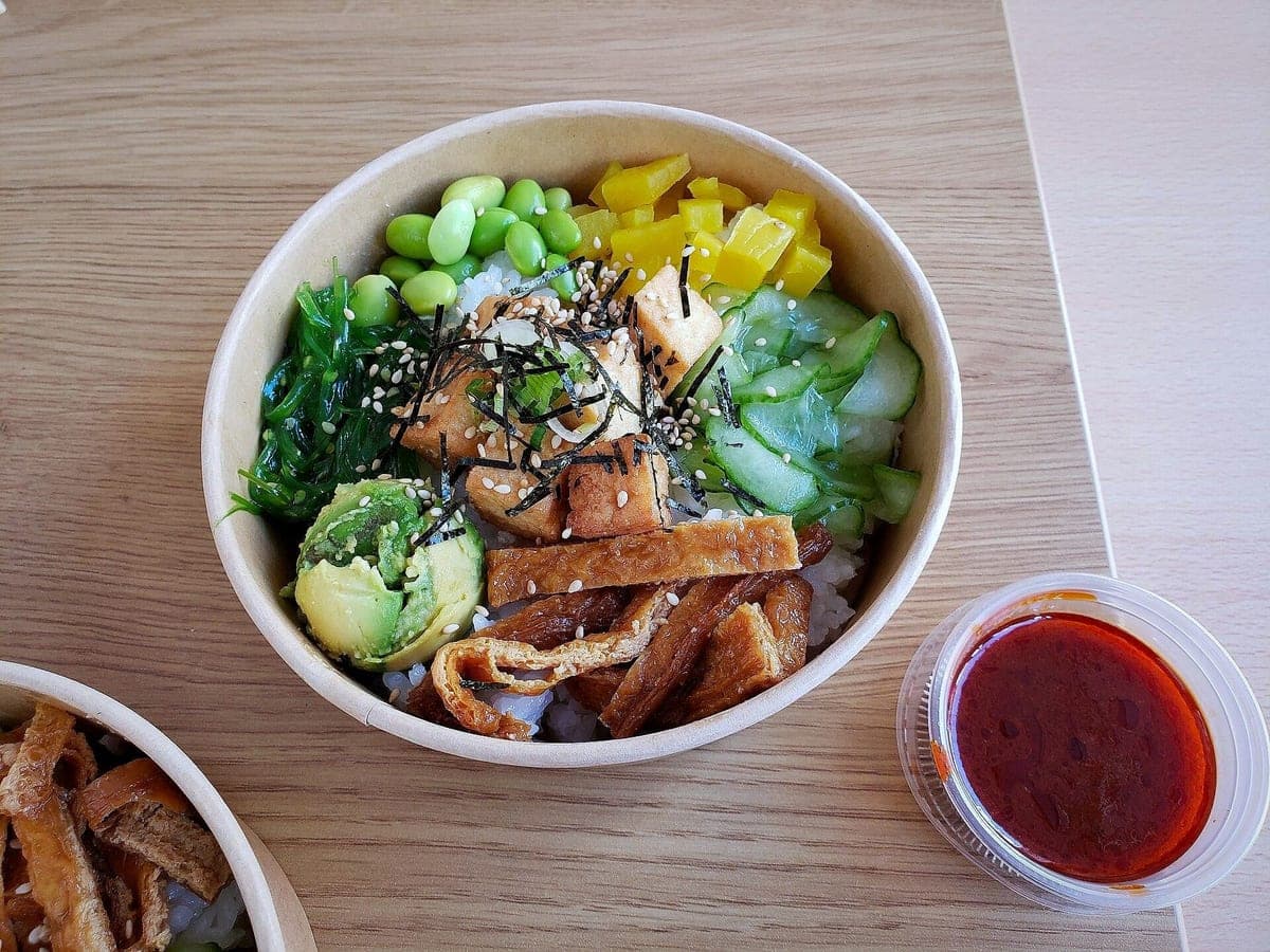 After: Tofu poke bowl, Delivery Ready look