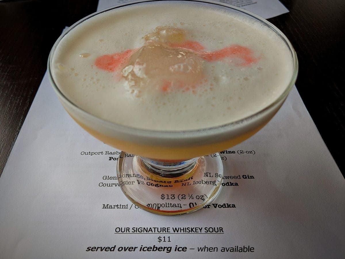 After: Whiskey sour, Dark & Moody look