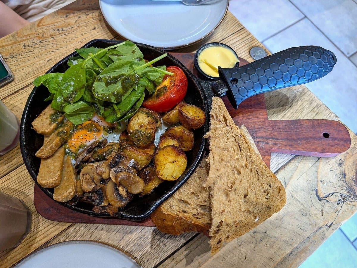 After: Breakfast skillet, Top-Down look